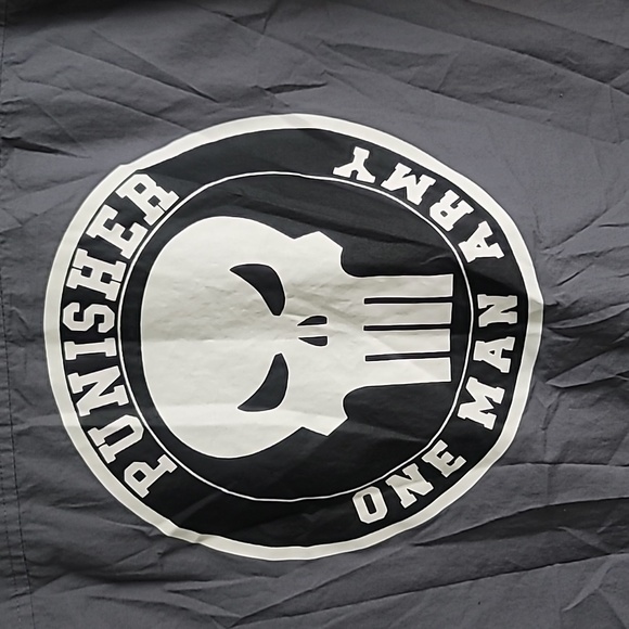 Marvel The Punisher One Man Army Short Sleeve Shirt - Picture 4 of 4